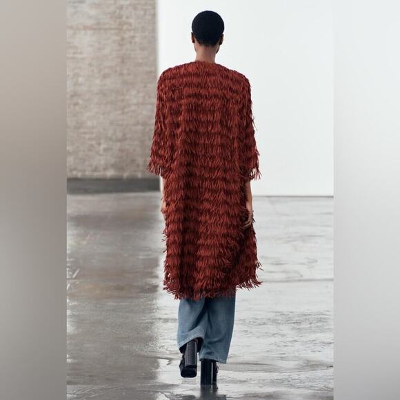 Zara COAT WITH FRINGING Size Medium - Picture 5 of 16